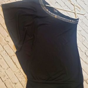 Guess Women's Black Top, Size Small